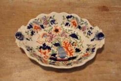 wit met bloemendecor