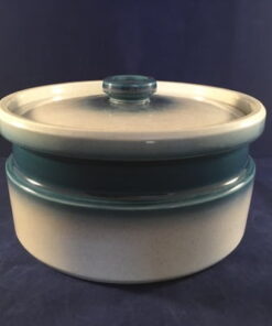 Wedgwood Blue pacific ovenschaal/dekschaal Ø 18,5cm hoog 10 cm.