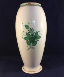 Herend Apponyi groen vaas, hoog 22,5 cm, nr. 7011