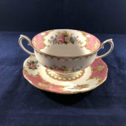 Royal Albert Lady Carlyle soepkom met schotel