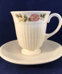 Wedgwood Briar Rose koffiekopje (early morning model) en schotel