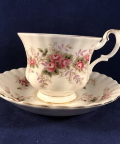 Royal Albert Lavender rose herenkop en schotel Ø kop 8,8 cm