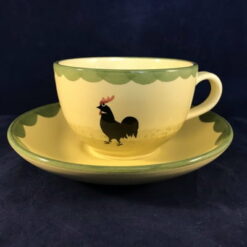 Zeller 'Kip en haan' theekop en schotel , Ø kop 8,7 cm, hoog 5,7 cm