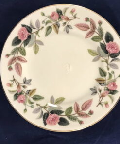 Wedgwood Hathaway Rose gebakschotel