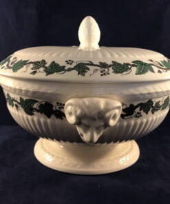 Wedgwood Stratford dekschaal groot