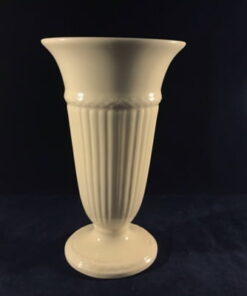 Wedgwood Edme vaas 17 cm hoog