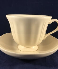Wedgwood Queens plain theekop en schotel Ø kop 9,6 cm hoog 7,4 cm