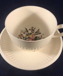 Wedgwood Conway grote chocoladekop en schotel Ø kop 11 cm