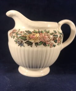 Wedgwood Conway klein roomkannetje