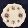 Royal Albert Sweet violets bonbonschoteltje met geschulpte rand