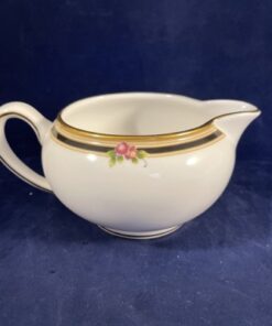 Wedgwood Clio roomkannetje