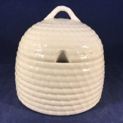 Wedgwood Queen's Ware honingpot gemaakt ter ere van de Bijenkorf 125 jaar