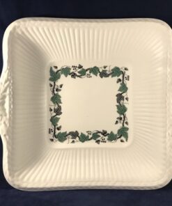 Wedgwood Stratford koekschaal 23,5 x 25,5 cm