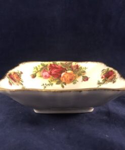 Royal Albert 'Old Country Roses' vierkant schaaltje 11,5 x 11,5 cm, hoog 3,5 cm