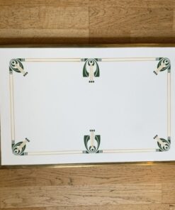 Plateau met koperen rand en Jugendstil motief 32,5 x 50 cm