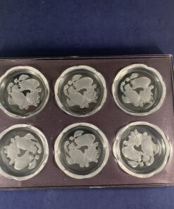 Val saint Lambert set van 6 kristallen onderzetters met fruitgravure in doos, Ø 9 cm