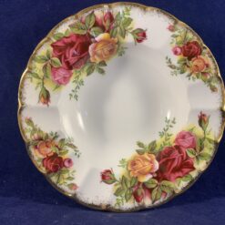Royal Albert 'Old Country Roses' bonbonschaaltje met schulprand Ø 12 cm