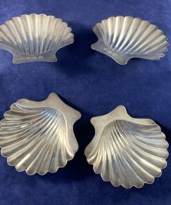 Set van 4 Sterling zilveren boterschelpjes 6,5 cm