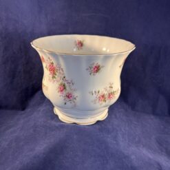 Royal Albert Lavender rose planten pot of cachepot Ø 13,5 cm hoog 17,5 cm