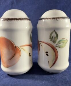 Grindley 'Covent Garden' peper-en zoutstel, flink formaat.hoog 11 cm.