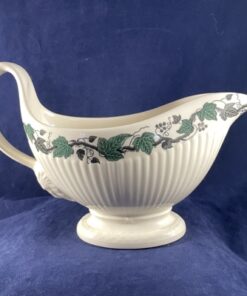Wedgwood Stratford sauskom zonder schotel, hoog 13,5 cm