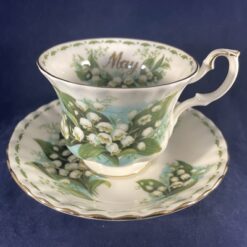 Royal Albert 'Flower of the month'series 'May' herenkop en schotel hoog 7 cm , Ø 8,7