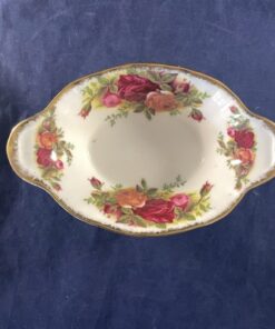 Royal Albert 'Old Country Roses' bonbonschaaltje 9,7 x 15 cm, hoog 3,5 cm (dicht greepje)