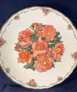 Royal Albert sierbord 21,3 cm, 'Elizabeth of Glamis' by Sara Anne Schofield