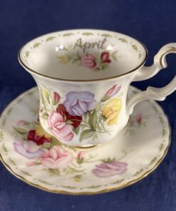 Royal Albert 'Flower of the month' series dameskop en schotel 'April' Ø 7,3 cm hoog 7,5 cm
