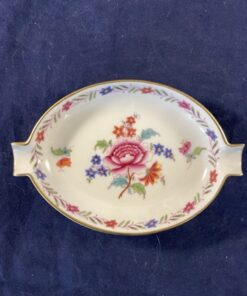 Herend 'Nanking multicolor' klein asbakje, 11,3 x 7,5 cm nr. 7784