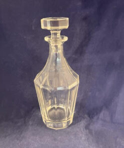 Grote zware karaf met hoekige stop, hoog 30 cm
