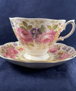 Royal Albert 'Serena' herenkop en schotel, Ø kopje 9 cm, hoog 7 cm