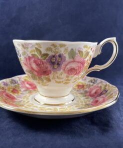 Royal Albert 'Serena' dameskop en schotel, Ø kopje 8 cm, hoog 6 cm