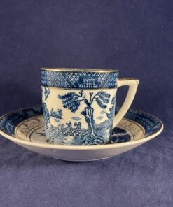 Royal Duchess 'Old Blue' mokkakop en schotel Ø 5,7 cm. hoog 5,3 cm