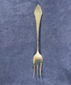 Zilveren zuurvorkje lang 16,5 cm.