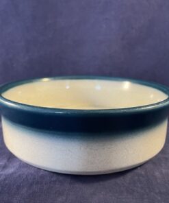 Wedgwood 'Blue Pacific' schaaltje/ovenschaaltje hoog 4,7 cm Ø 15,8 cm.
