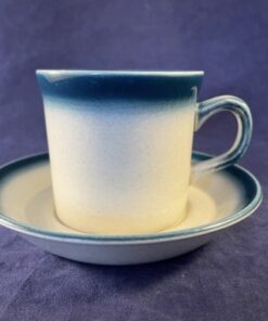 Wedgwood 'Blue Pacific' espressokop met schotel hoog 5,8 cm Ø 6,3 cm.