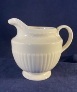 Wedgwood Edme klein roomkannetje hoog 7 cm