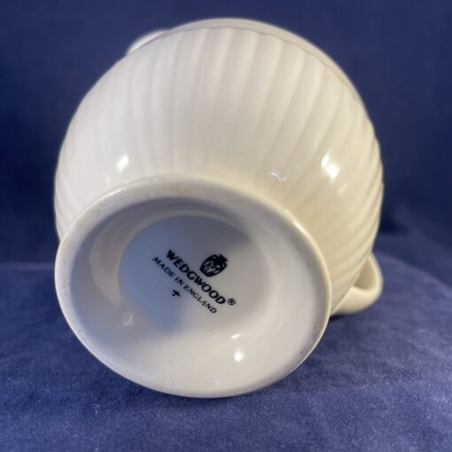 Wedgwood Edme klein roomkannetje hoog 7 cm - Afbeelding 2