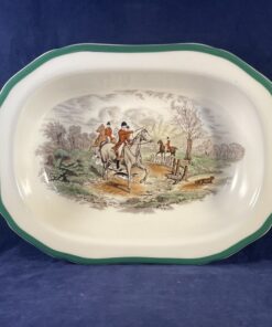 Spode 'The Hunt' rechthoekige schaal 23,3 x 17,5 cm hoog 4,5 cm.'Gone away'