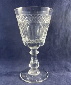 Set van 8 wijnglazen met slijpsel, hoog 13,6 cm, Ø 7,3 cm Villeroy en Boch