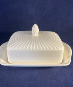 Wedgwood Edme botervloot 13 x 19 cm, hoog 8,5 cm