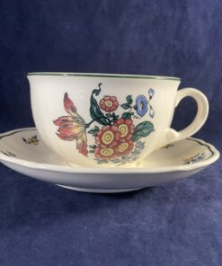 Villeroy en Boch Alt Strassburg grote theekop met schotel (tulp ) Ø kop 9,7 cm hoogte 5,8 cm.