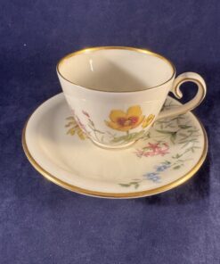 Krautheim,Selb Bavaria Wiesengrund espresso kop en schotel, hoog 5 cm, Ø kopje 6,5 cm. Scene J.