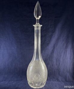 Kristallen karaf hoog 42 cm. Wilhelmina slijpsel  Gemaakt rond 1890 - 1910. Hand geslepen kristal.