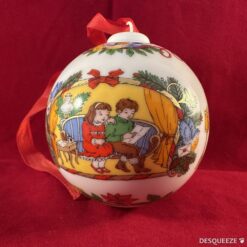 Hutschenreuther kerstbal Ø 6 cm jaar 2000 'Kinderpost' ontwerp Ole Winther.