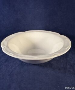 Johnson Brothers papkom met randje Ø 15,4 cm, diep 4,8 cm.