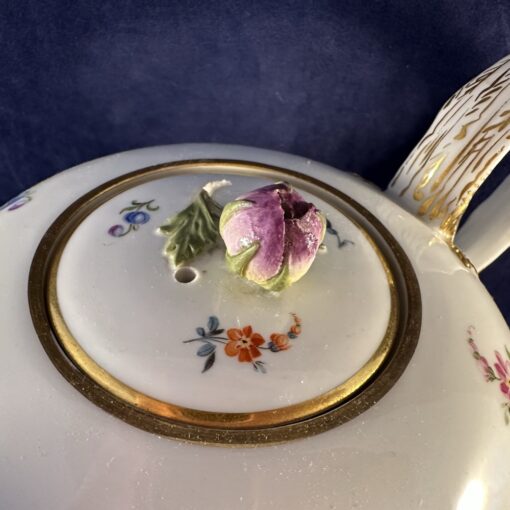 Meissen theepot met strooibloemmotief - Streublümchen hoog 14 cm - Afbeelding 3