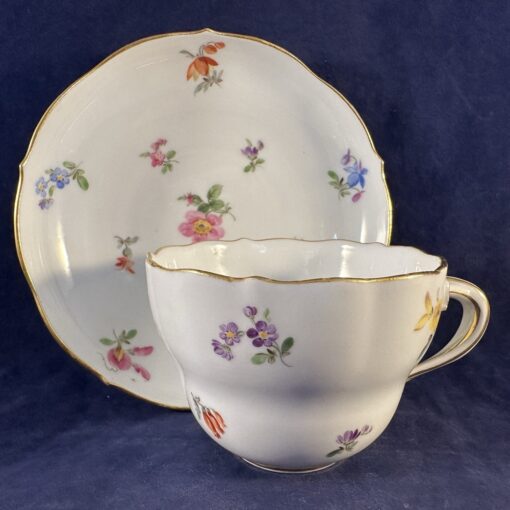 Meissen koffiekop met schotel met strooibloemmotief - Streublümchen Ø 8,5 cm hoog 6 cm - Afbeelding 2