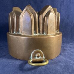 Koperen chocoladevorm Ø 10,4 cm. hoog 7,4 cm. Met messing ophangring. - Afbeelding 2